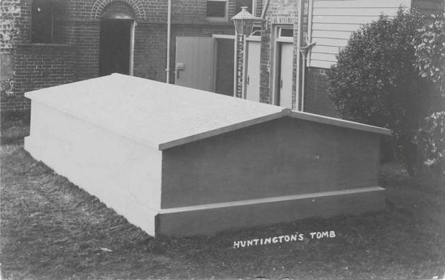 William_Huntington_tomb_Lewes William_Huntington_tomb_Lewes