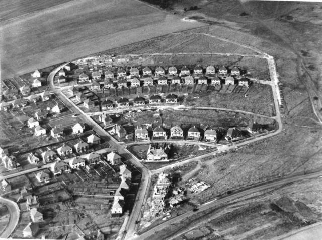 Nevill_Estate_Lewes_1930_aerial_view