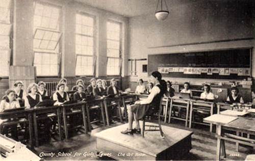 Lewes_County_School_for_Girls_art_class