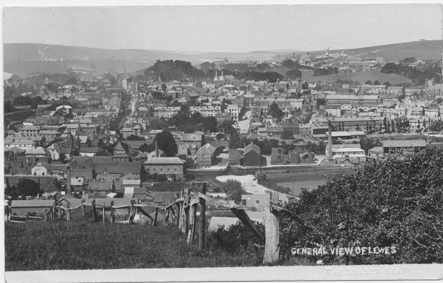Lewes_from_Cliffe_Hill