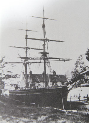 The_Halifax_berthed_in_Lewes