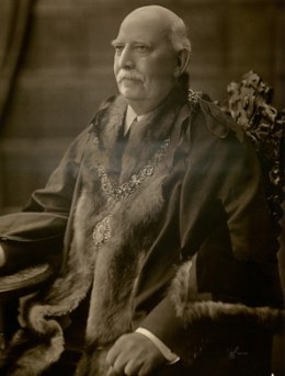 Thomas J. Frampton Carter