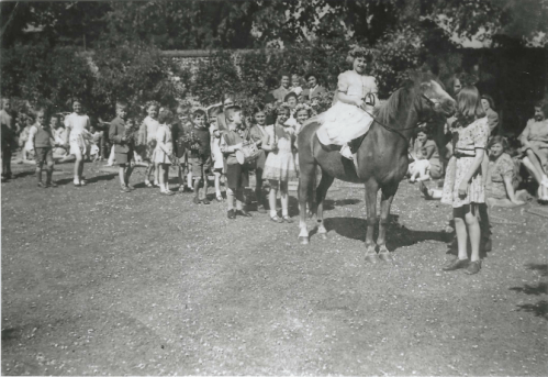 St. Anne's May Queen, Lewes, 1946